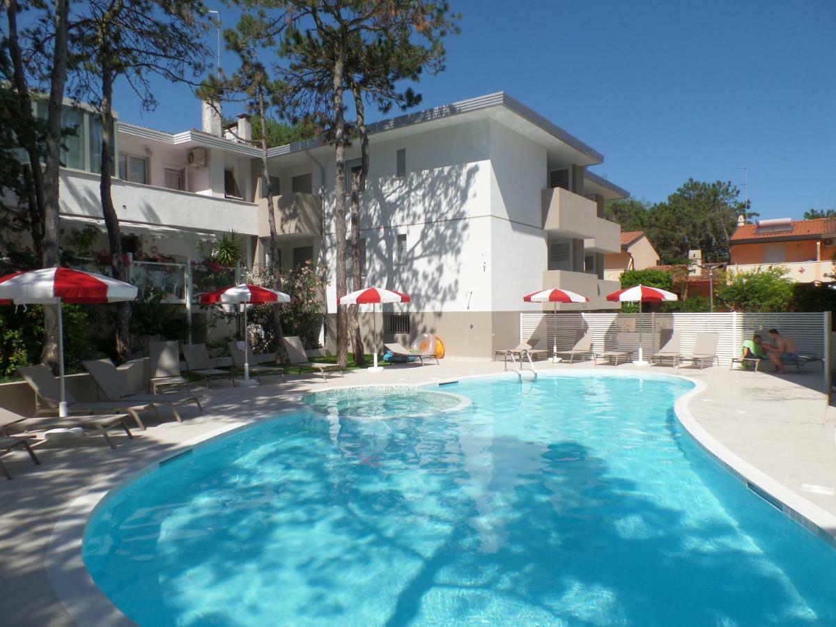 Residence Melograno Bibione Kültér fotó