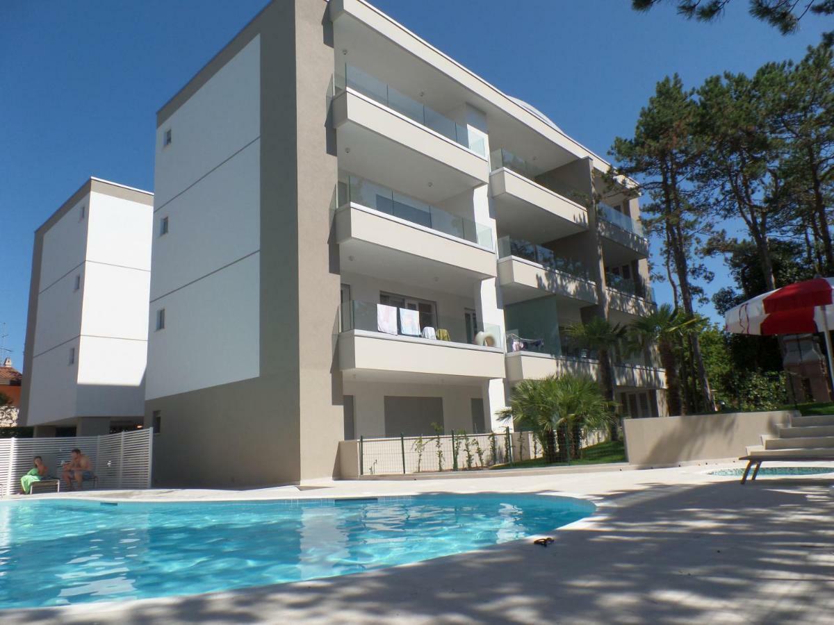 Residence Melograno Bibione Kültér fotó